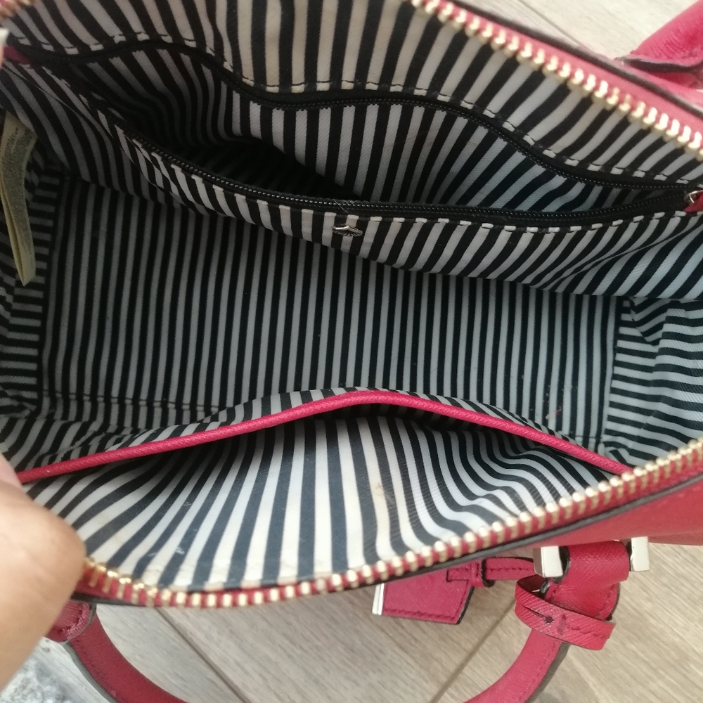 Purse - Picture 3 of 3